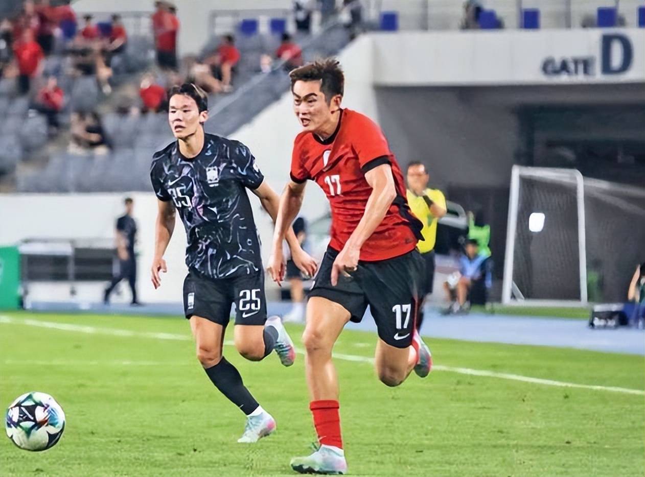 关于谁说中超和中甲水平低，中国香港队征战东亚杯，有多人的信息
